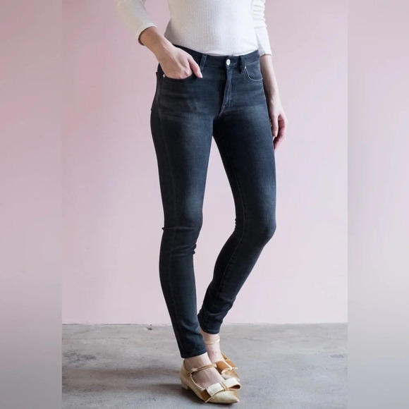 Fathers Daughter Denim,  Hanna Mid Rise Skinny in Charcoal, size 28 - Picture 1 of 11